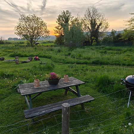 Готель Au Pied Du Trieu, The Glamping Experience Labroye Екстер'єр фото