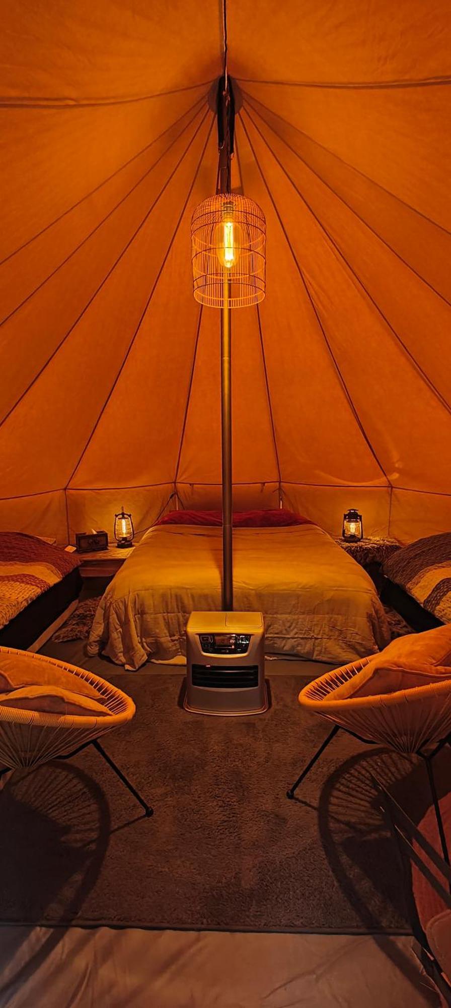 Готель Au Pied Du Trieu, The Glamping Experience Labroye Екстер'єр фото
